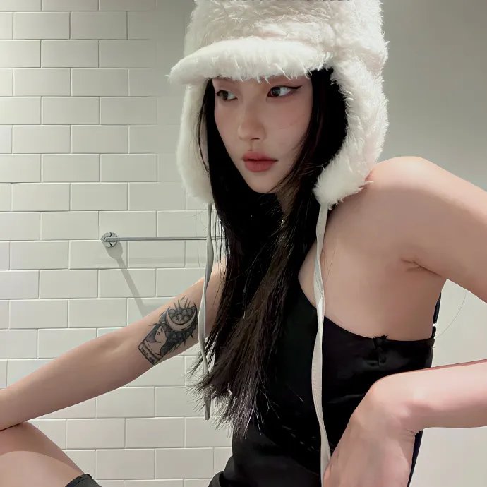 新同事她不好惹